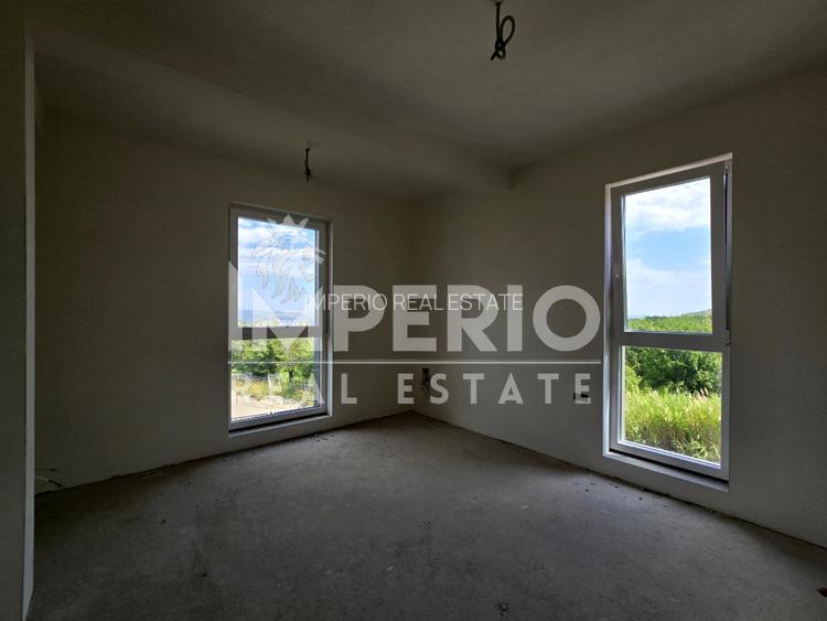 Casa individuala cu 6 camere si 5 parcari! - 9