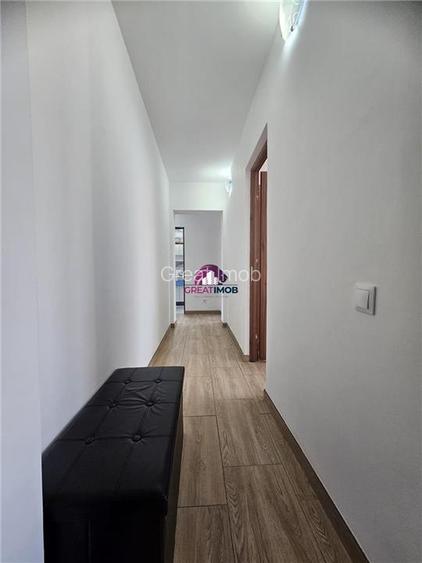 Inchiriere 1 camera dintr-un apartament cu 3 camere. - 8