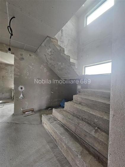 CASA P+ 1E  si  TEREN 500 MP DE VANZARE IN ANDRASESTI - 16