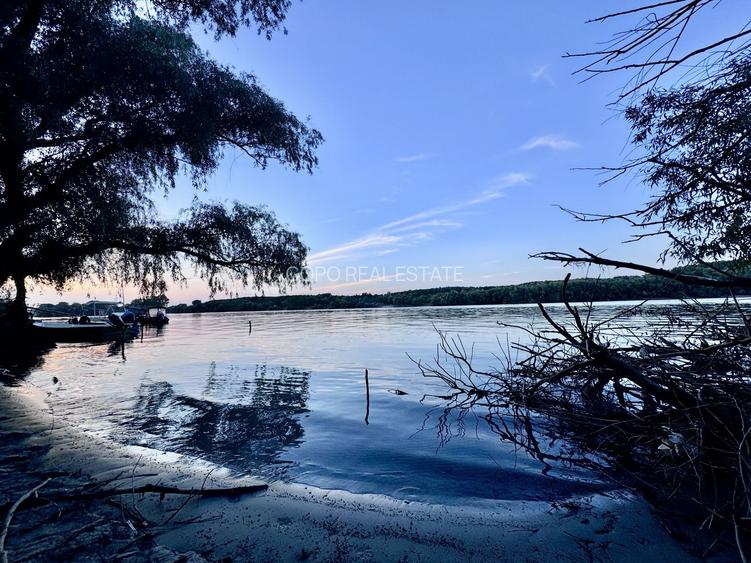 Hotel 20 camere Delta Dunarii 50 m deschidere teren 6000 mp acces auto - 59