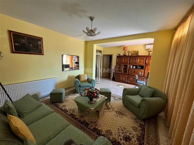 Vila de vanzare in Garoafa,suprafata construita 472mp si teren 1935mp - 10