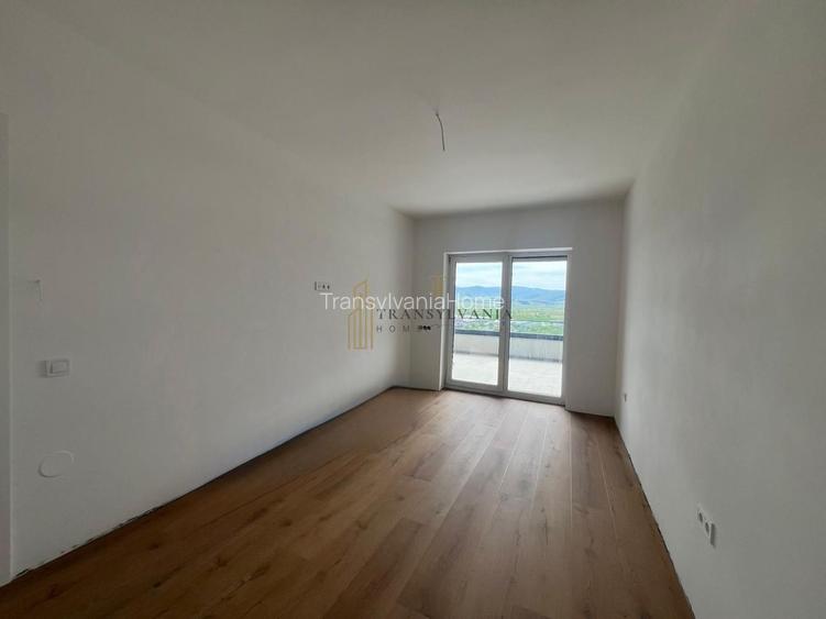 Apartament 4 camere, suprafata generoasa - 7