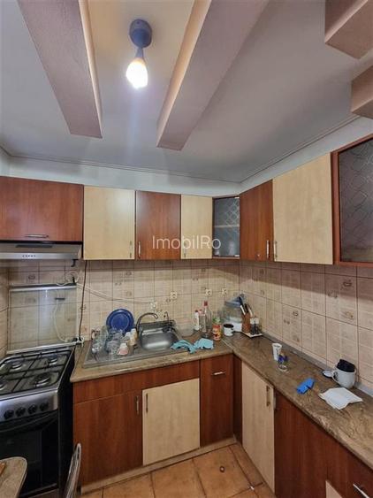 Casă de vânzare Iași-Capăt Cug-Valea Adâncă, la do - 17