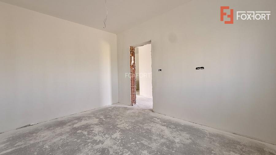 Duplex de vanzare, 3 camere pe parter + pod - Mosnita Veche - 7