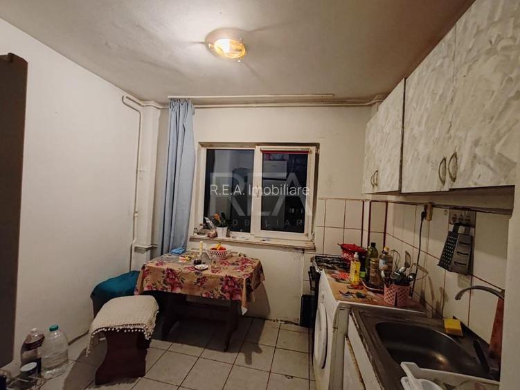 Garsoniera, 10/10, 33mp, bloc 1980-Veteranilor - 2