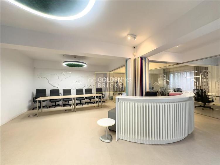 Piata Unirii | Cladire moderna | Versatila | Curte - 3