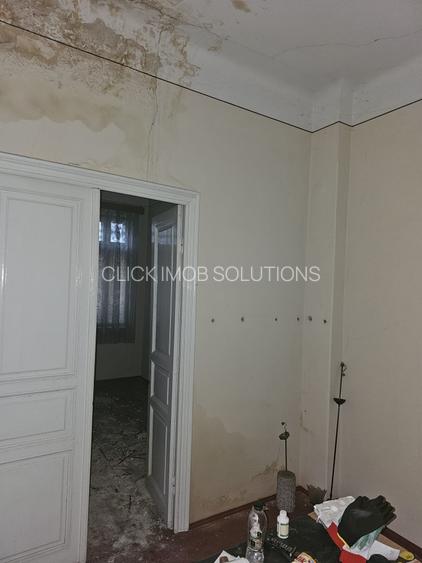 Hala Traian- singur curte- renovabila/demolabila - 2