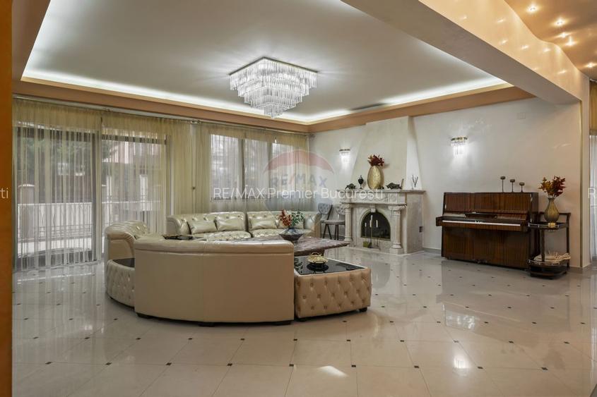 Casă / Vilă cu 6 camere de închiriat în zona Nord - 16