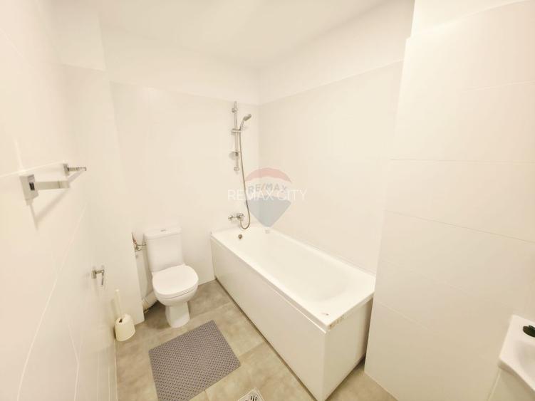 Apartament cu 3 camere de închiriat în zona 1 Mai - 9