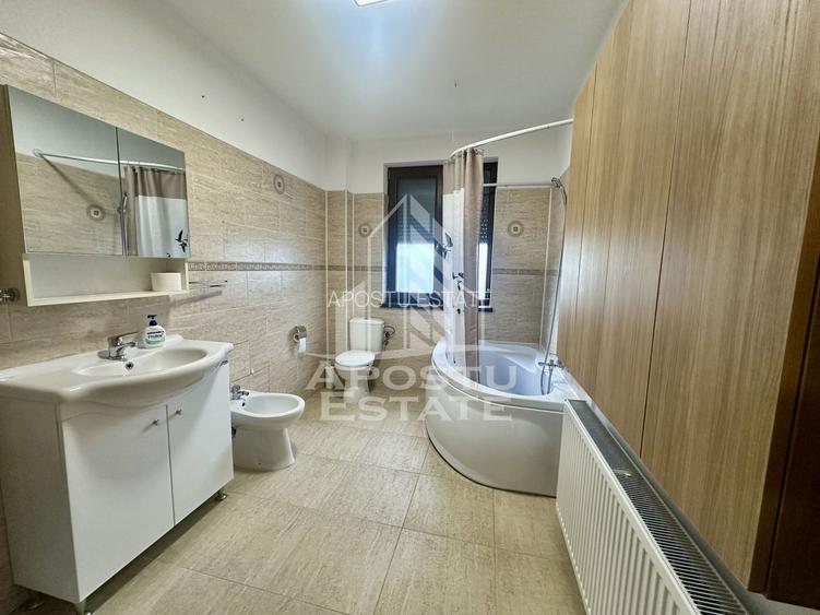 Apartament cu 3 camere, etaj 1, CF de Timisoara situat pe Calea Urseni - 8