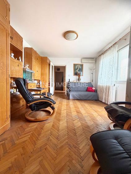 Zona Dacia - Iulius Mall - Bucatarie Inchisa - 11