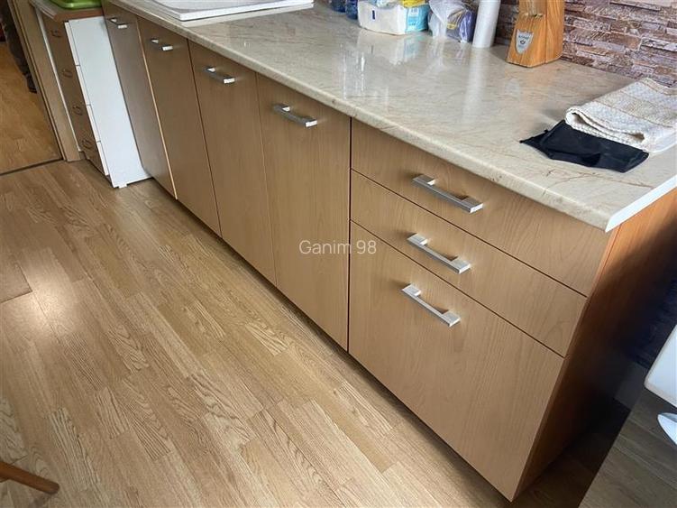 Apartament 3 camere , zona centrala , parter , renovat complet , 72 mp , liber - 23