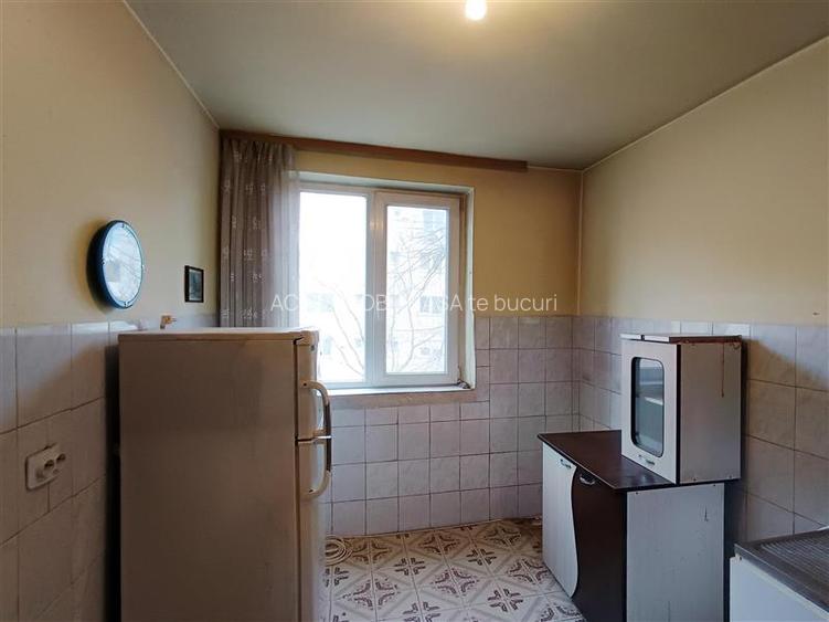 Apartament 3 cam. et. 2 in Moldova Nouă - 7