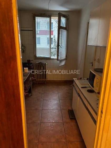 Apartament 4 camere,  Bld. Brancoveanu, zona Izvorul Crisului. - 3