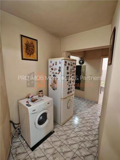 Apartament 3 camere cf 1 decomandat zona Centru - 6