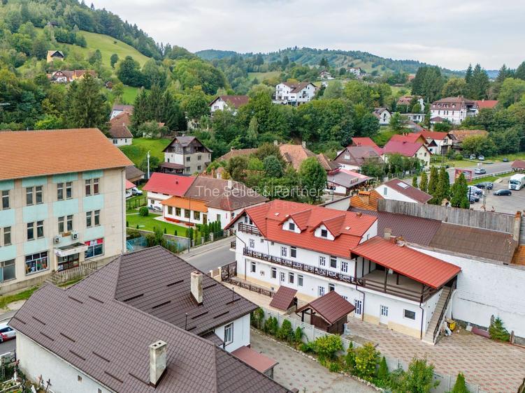 Proximitate imediata fata de Castelul Bran - 16