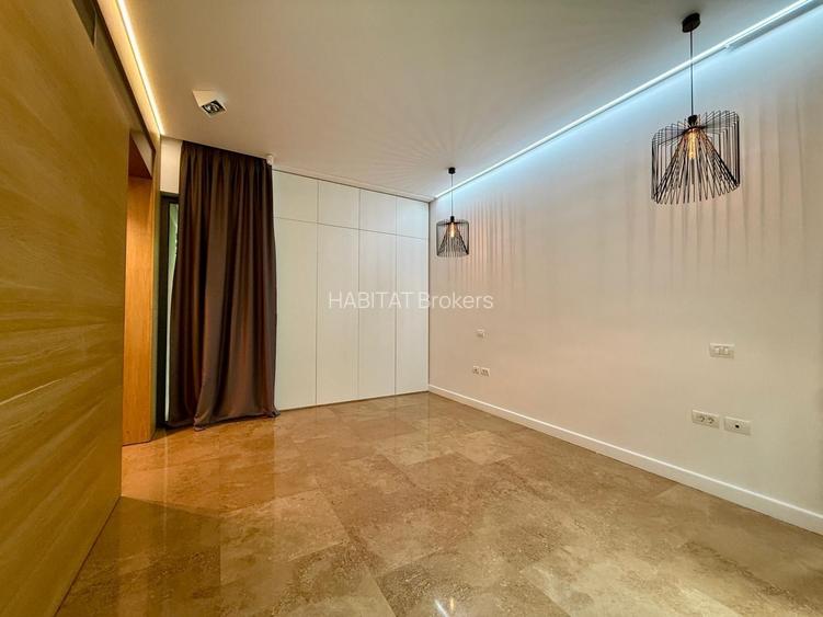 Refined Luxury Residence | Exclusive Villa with Private Spa - 18