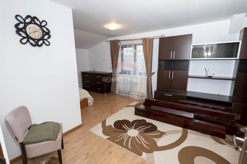 Vila 5 camere complet mobilata, foișor, teren generos - 34