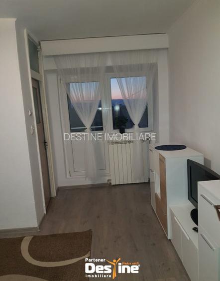 Garsoniera cu balcon, compartimentare practica, zona Petre Ispirescu - 2