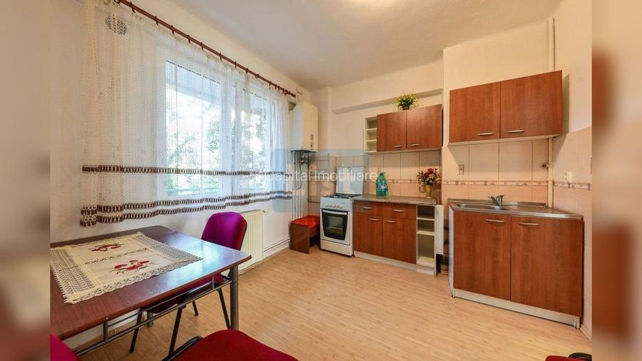 Apartament 2 camere decomandate, Strada Horea - 6