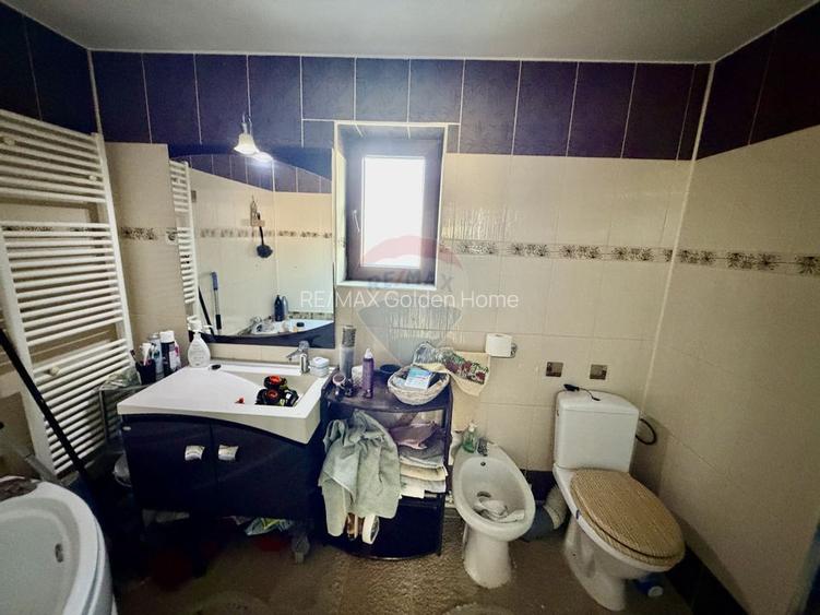 Casă / Vilă cu 4 camere de vânzare - 17