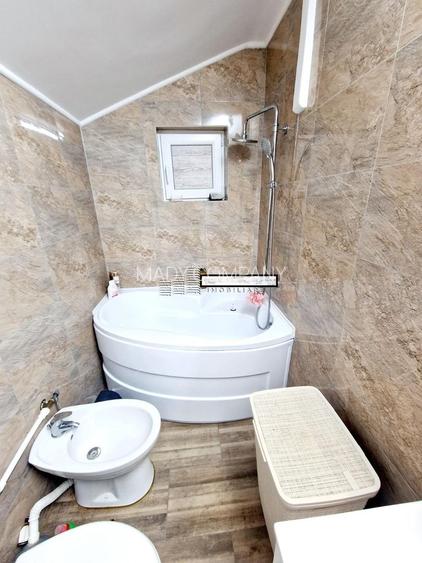 Casa cu 4 camere,decomandate, zona Medeea - 11