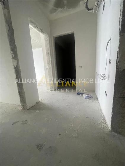 Garsoniera decomandata, 36 mp – 15 min metrou Aparatorii Patriei. Bloc Nou - 9