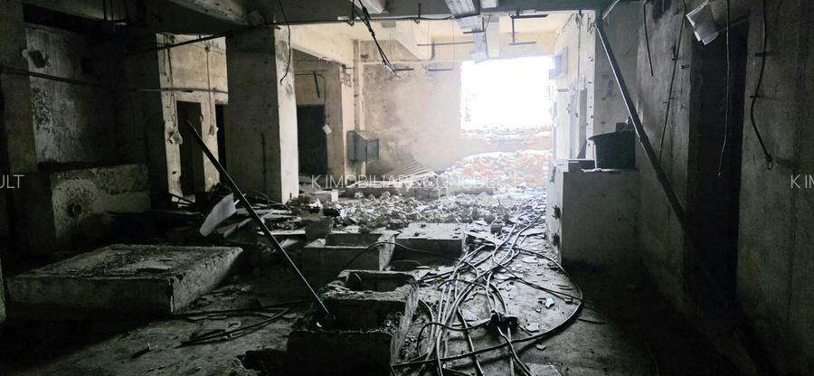 Drumul intre Tarlale spatiu 700 mp - 17