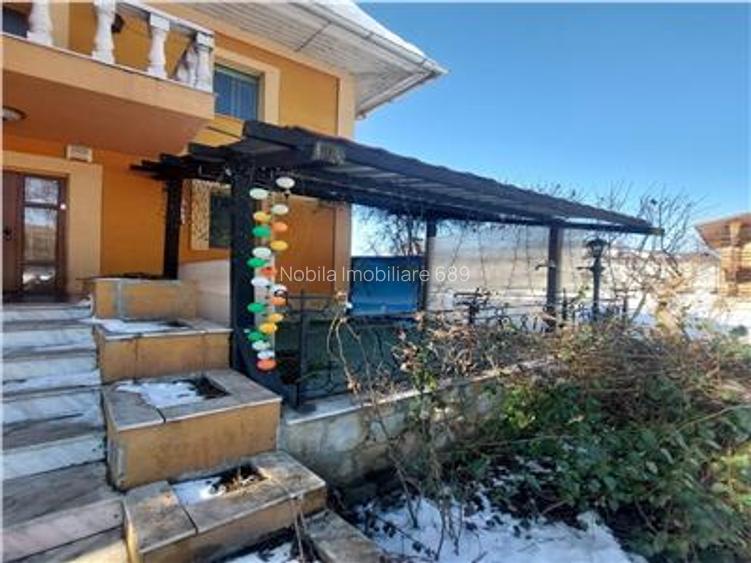 CASA DE FAMILIE in zona rezidentiala ultracentrala Onesti DE VANZARE - 19