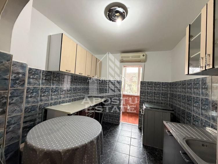 Apartament cu 2 camere, decomandatzona Soarelui - 4