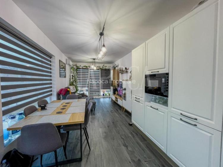 Apartament 3 camere de vanzare in Floresti - 2