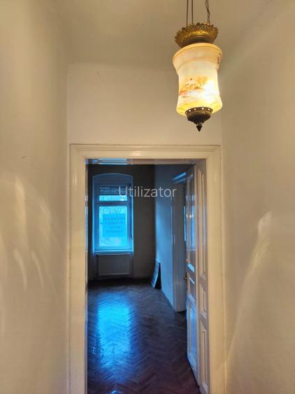 Proprietar Inchiriez apartament in Piata Bisericii,  Balcescu   - 3