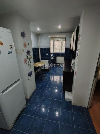 Apartament 3 camere mobilat si disponibil imediat  - 2