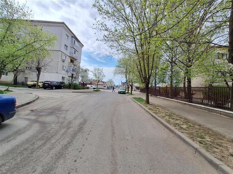 Apartament 3 decomandate, etaj 1, 2 bai, renovat 2026, Bacau - 25