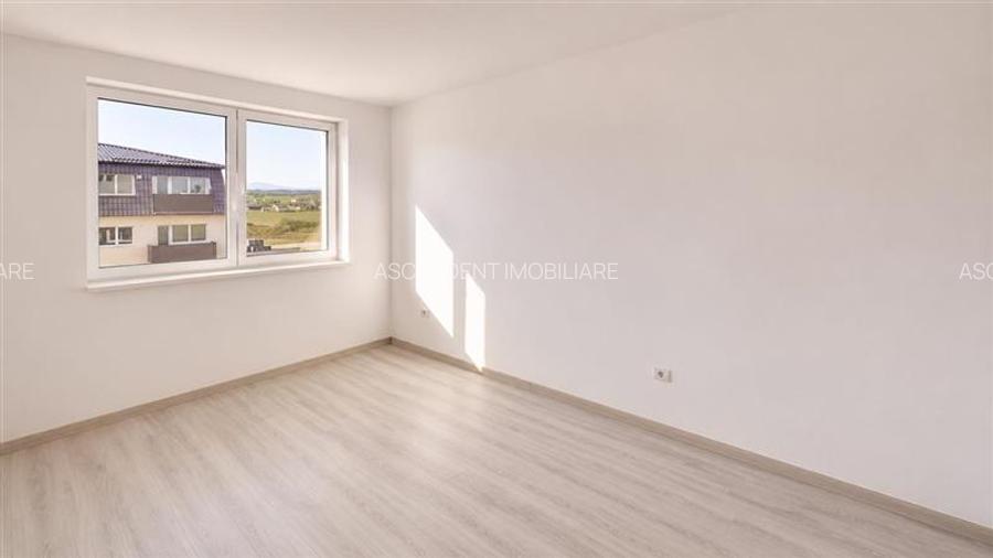 Apartament regim vila, terasa, eficienta termica, parcare, Sanpetru, Brasov - 3
