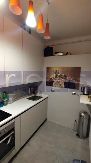 VANZARE APARTAMENT DEOSEBIT | PIATA VICTORIEI | 6 CAMERE | 126MP | - 13