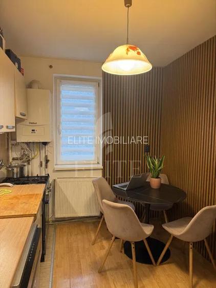 Apartament 3 camere în zona STRZII SCARISOARA - 2