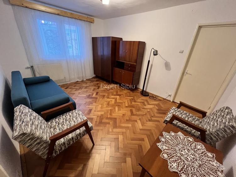 INCHIRIEZ apartament 2 camere semidecomandat, zona Mihai Viteazul - 7