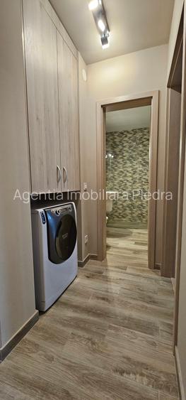 Inchiriez apartament de 3 camere situat central-G-ral Magheru, etaj 1 - 9