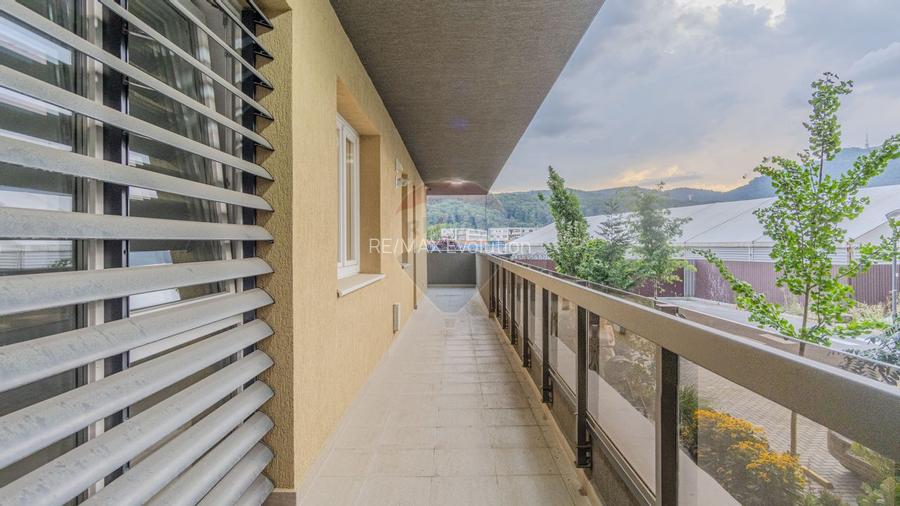 Clinica medicala-9 cabinete- URBAN PLAZA - bloc 15 parter! - 3