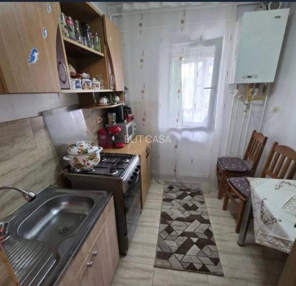 Apartament cu 2 camere, DECOMANDAT, zona Mircea Cel Bătrân - 4