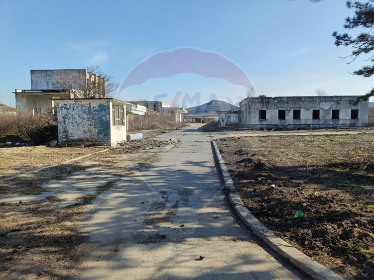 Spațiu industrial de 5,000mp de vânzare TULCEA 24.000MP intravilan