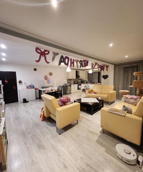 Apartament 3 camere – 93 mp + 2 balcoane – zona Florilor, Florești.