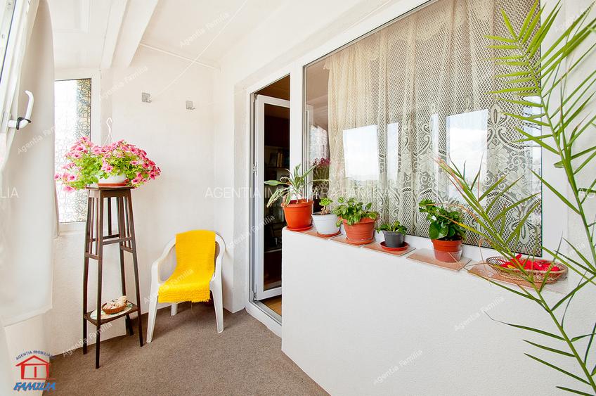 Inchiriere apartament 3 camere, decomandat, zona Piata Centrala - 2