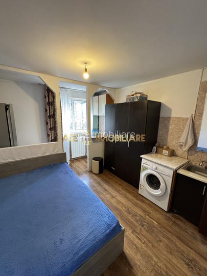 Garsoniera de vanzare | Titan/Ozana | Metrou | mobilata\utilata - 2