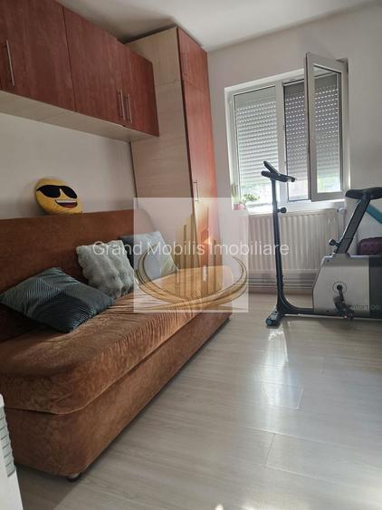 Ap 3 cam complet renovat | Centrală proprie | Zona Circumvalalatiunii - 2