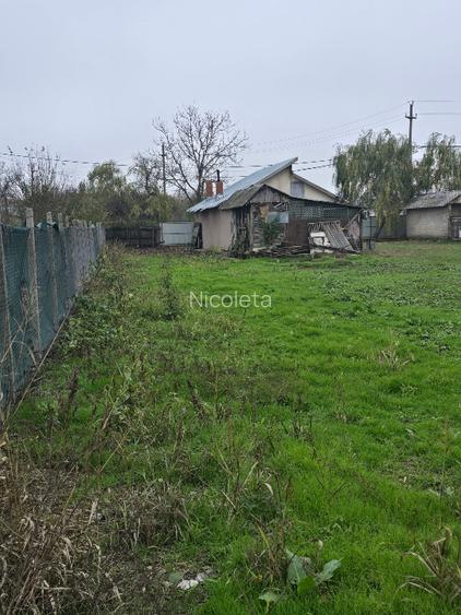 Casă de vânzare – Axintele, județul Ialomița 65 m² | Teren 900 m² | Parter - 12