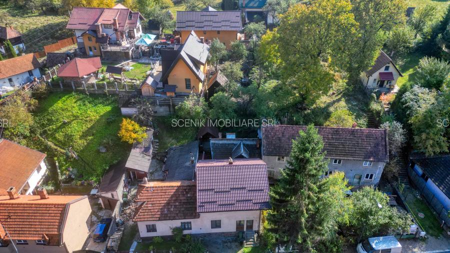 Comuna Bran, str. Pricipala, casa partial renovata, P + E, dependinte, foisor - 9