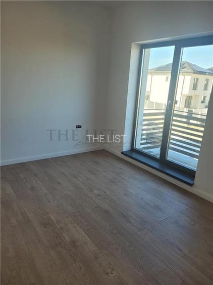 De Vanzare | Vila cu 5 camere | Tunari - 11