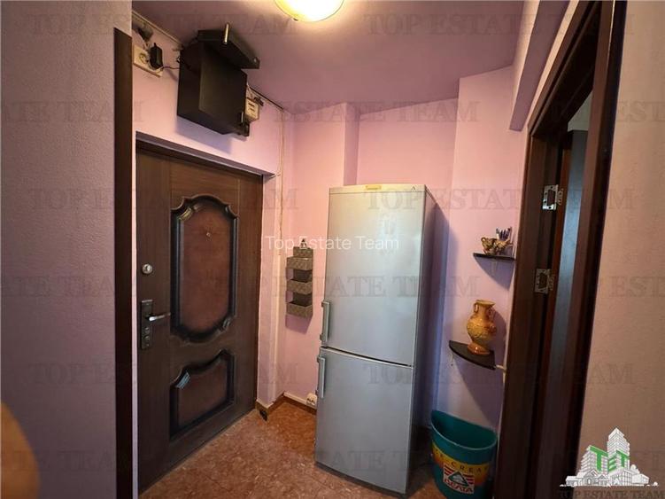 Apartament 2 camere, zona City Mall Constanta. - 8